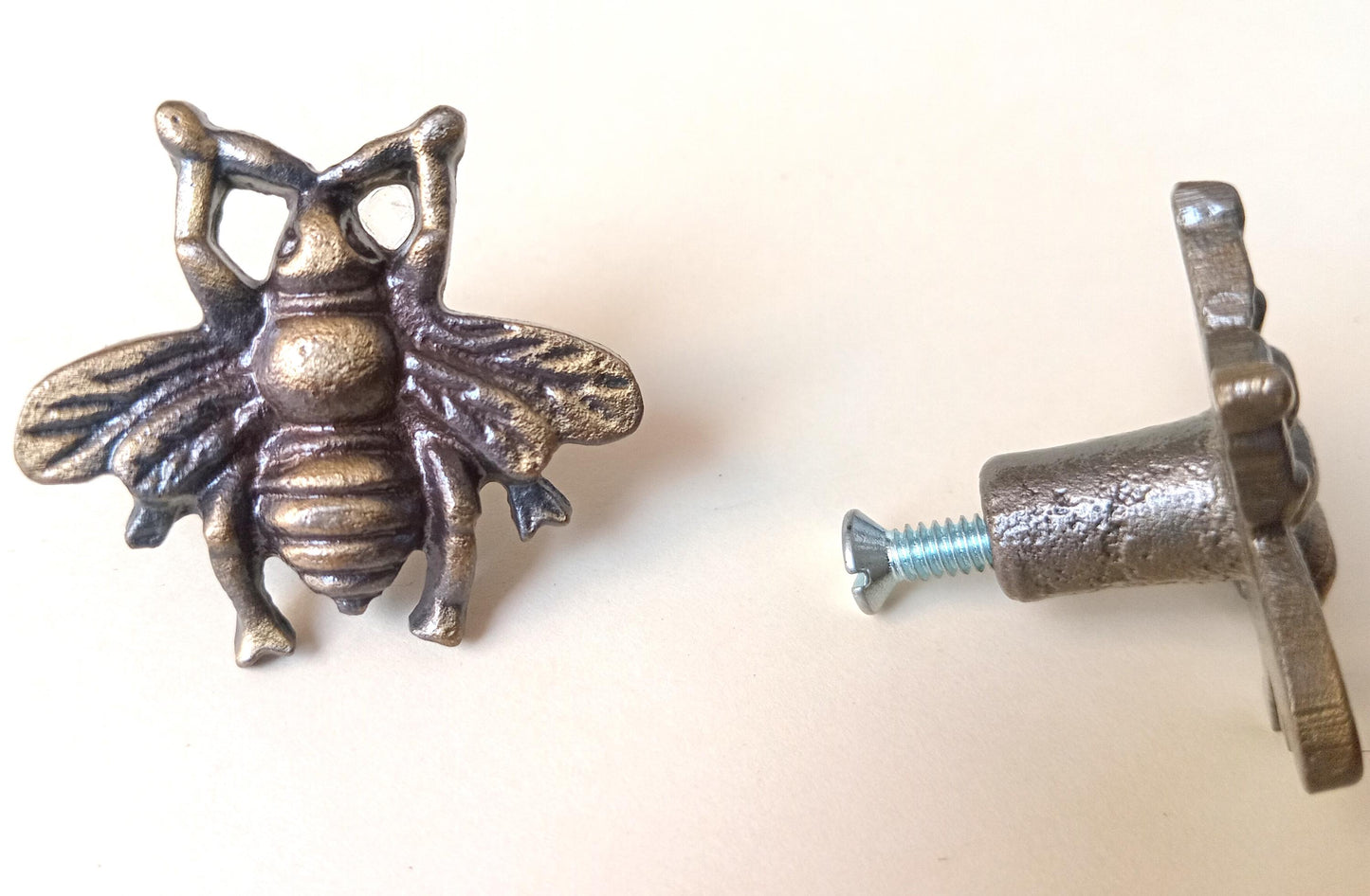 Honey Bee Cabinet Knob Antique Finish Insect Drawer Pull Nature Garden Hardware (Set of 4)