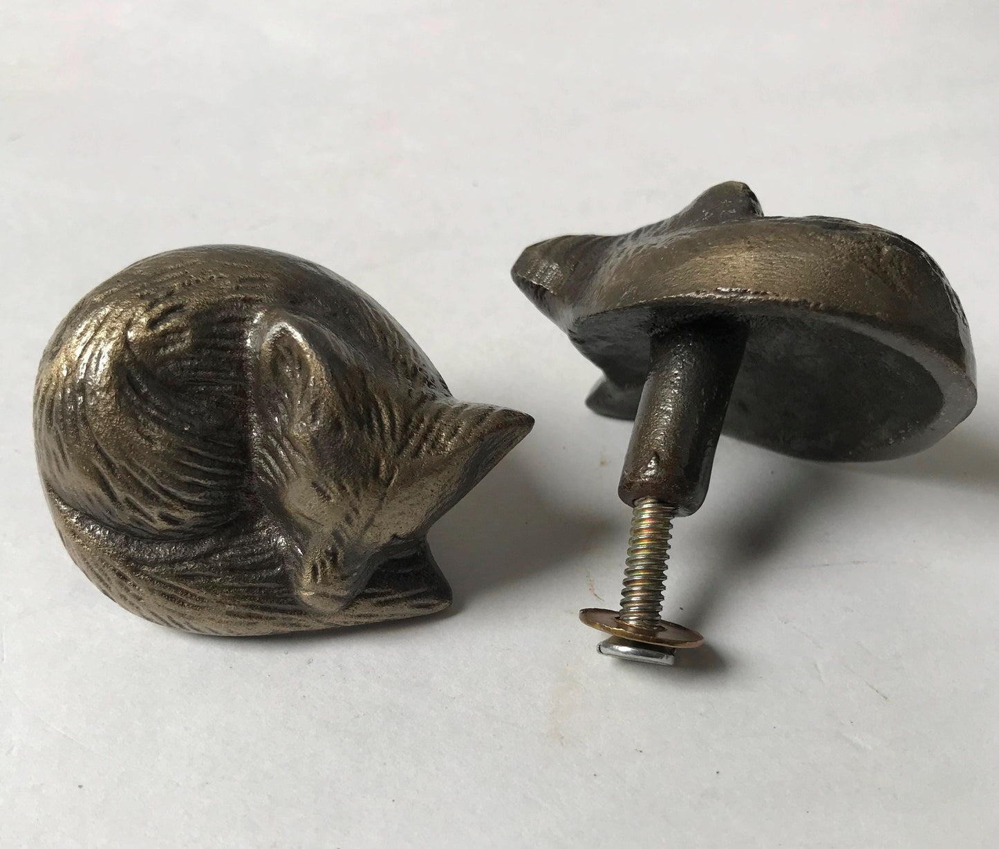 Antique Fox Knob – Rustic Woodland Drawer Pull, Handmade Cabinet Knob, Ideal Gift (Set of 4)
