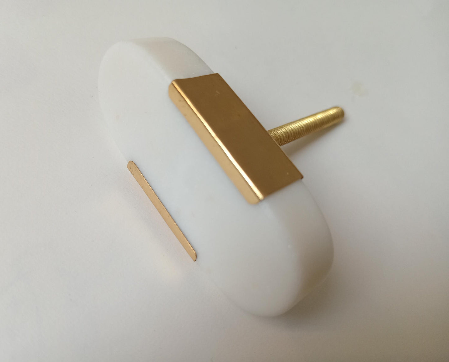 White Stone Brass Knob, Oval Cabinet Drawer Pull (Set of 4)