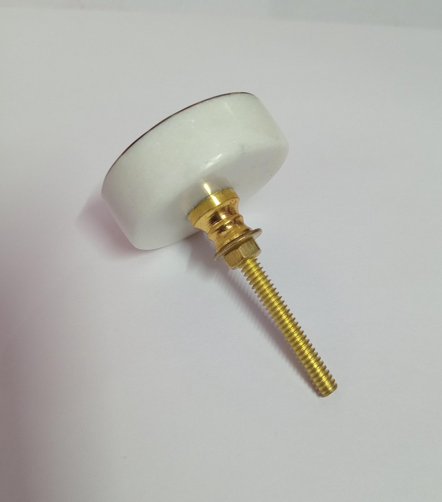 Mother of Pearl Cabinet Knobs, Shell Drawer Pulls (Set of 4)