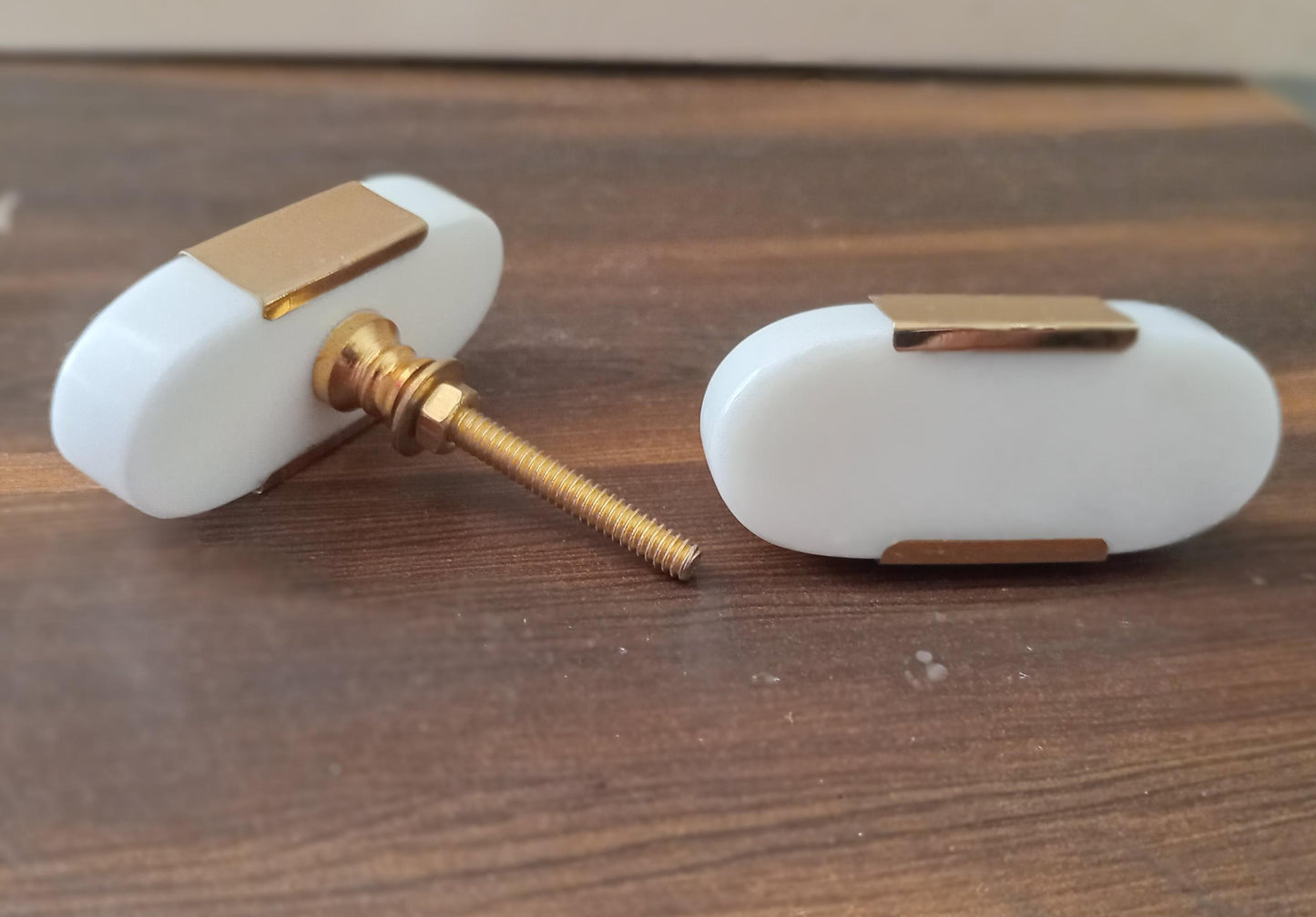 White Stone Brass Knob, Oval Cabinet Drawer Pull (Set of 4)
