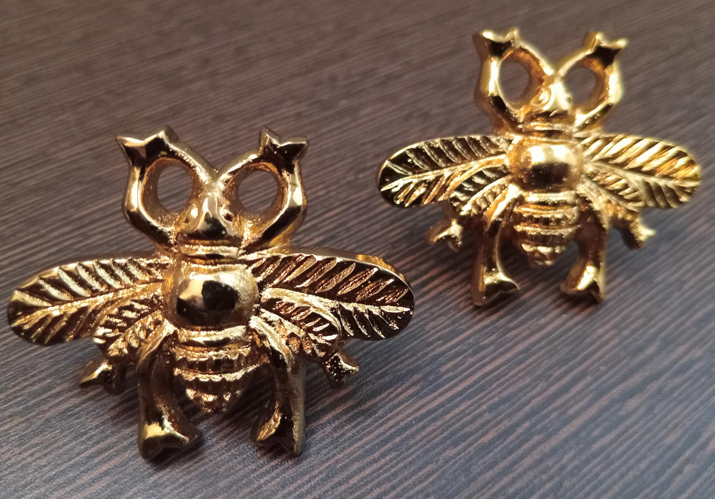 Golden brass Bee Cupboard Door Handles, Animal Drawer Pulls | Gold metal Cabinet Door Knobs (Set of 4)