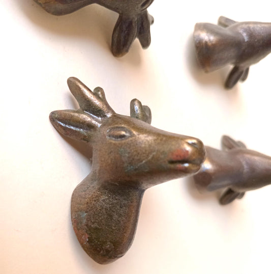 Cast Iron Deer Cabinet Knob Antique Finish Rustic Animal Drawer Pull Handle (Set of 4)